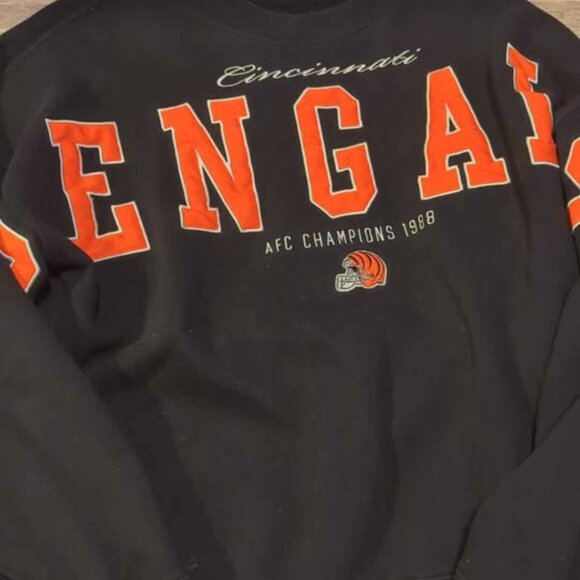 Abercrombie & Fitch Other - Abercrombie & Fitch NFL men's Cincinnati Bengals crewneck sweatshirt size large